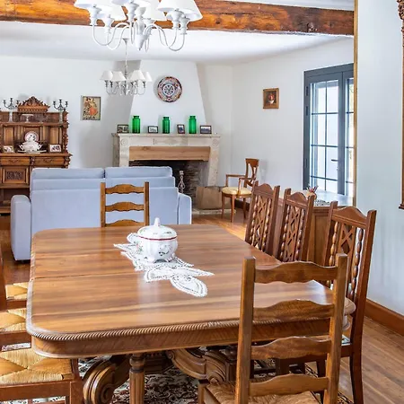 Amazing Home In Lonnes With Heated Swimming Pool Prázdninový dům