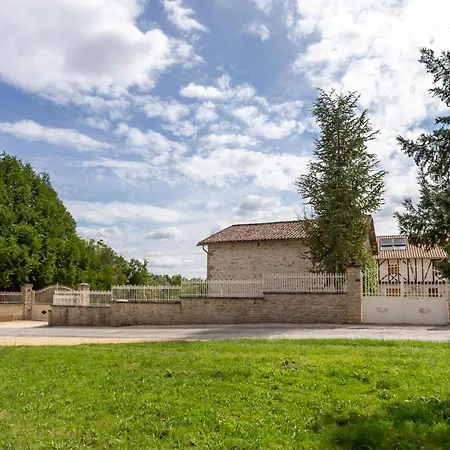 Amazing Home In Lonnes With Heated Swimming Pool Lonnes