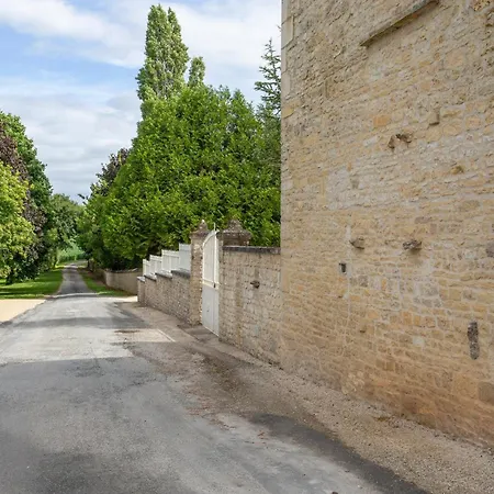 Amazing Home In Lonnes With Heated Swimming Pool *