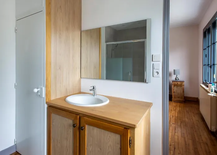 Сasa de vacaciones Lovely In With Heated Swimming Pool *